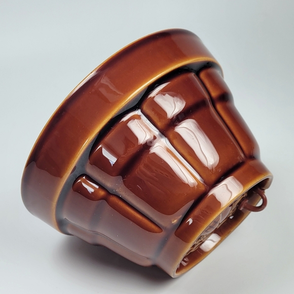 Williams Sonoma Brown Glazed Autumn Acorn Cranberry Jello Cake Dessert Mold - Picture 7 of 8